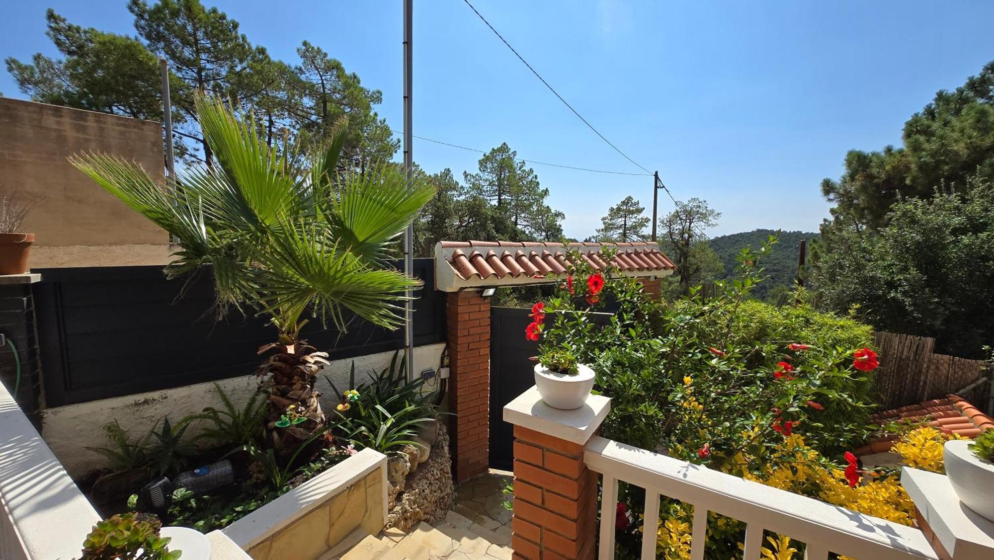 Paradise Lloret Gasthuis *